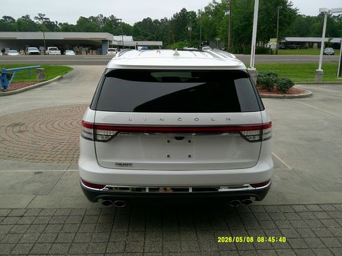 Used 2022 Lincoln Aviator Reserve w/ Class IV Trailer Tow Package AWD/4WD image 3
