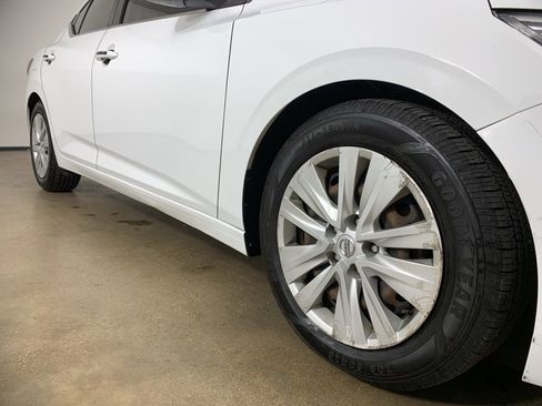 Used 2021 Nissan Sentra S FWD image 6