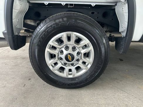 Used 2026 Chevrolet Silverado 2500 LT AWD/4WD image 26