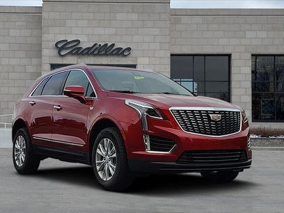 New 2025 Cadillac XT5 Luxury
