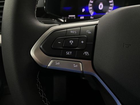 New 2025 Volkswagen Taos S image 14