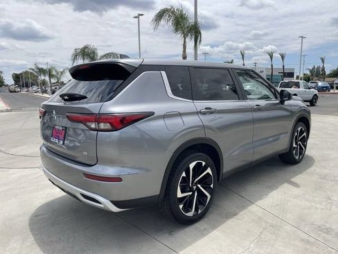 Used 2024 Mitsubishi Outlander SE FWD image 8
