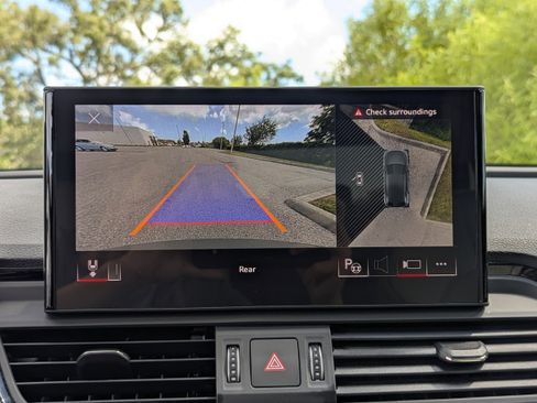 Certified 2025 Audi Q5 Prestige w/ Prestige Package image 32