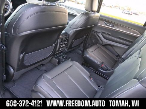 Used 2025 Jeep Grand Cherokee L Limited w/ Trailer Tow Package AWD/4WD image 21
