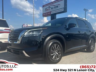 Used 2022 Nissan Pathfinder SV