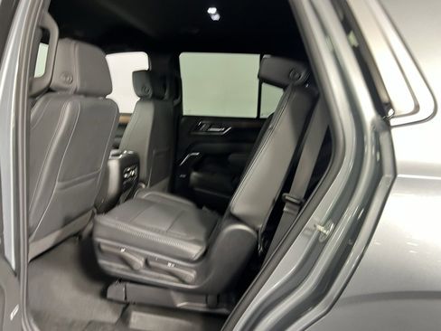 Used 2025 GMC Yukon Denali image 27