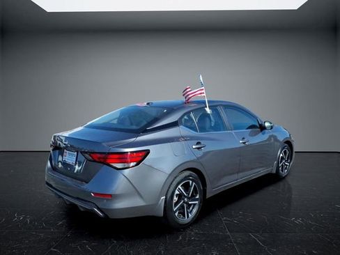 Used 2025 Nissan Sentra SV w/ Trunk Package FWD image 3
