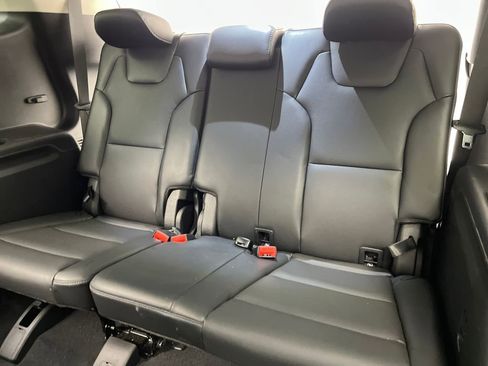 Used 2025 Kia Telluride S image 31