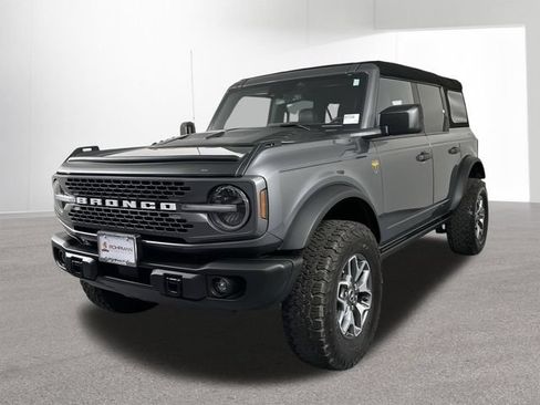 Used 2023 Ford Bronco Badlands AWD/4WD image 1