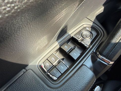 Used 2014 Porsche Cayenne AWD/4WD image 31