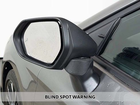 Used 2026 Toyota Camry SE FWD image 4