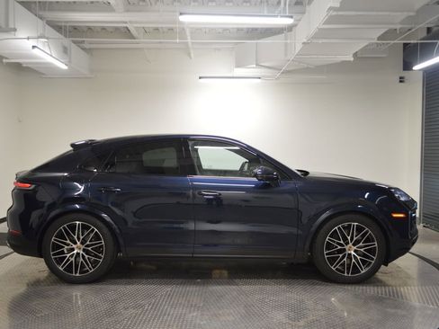 New 2026 Porsche Cayenne Coupe AWD/4WD image 6