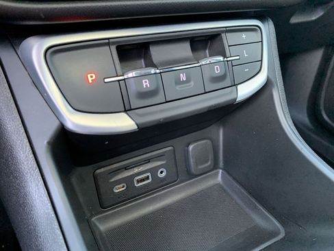 Used 2022 GMC Terrain SLT w/ Infotainment Package II image 21