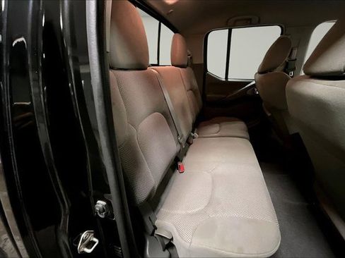 Used 2020 Nissan Frontier SV w/ Midnight Edition Floor Mats image 22