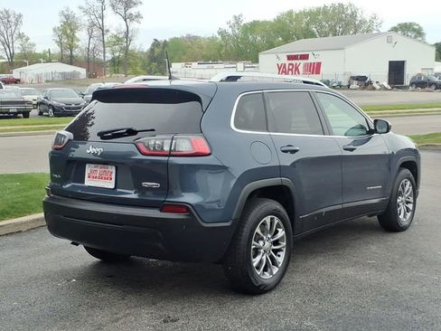 Used 2019 Jeep Cherokee Latitude Plus w/ Comfort/Convenience Group AWD/4WD image 20