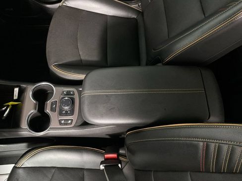 Certified 2023 GMC Terrain AT4 w/ Infotainment Package II AWD/4WD image 20