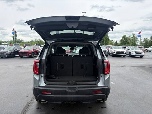 Used 2023 GMC Acadia SLT w/ Elevation Edition AWD/4WD image 17