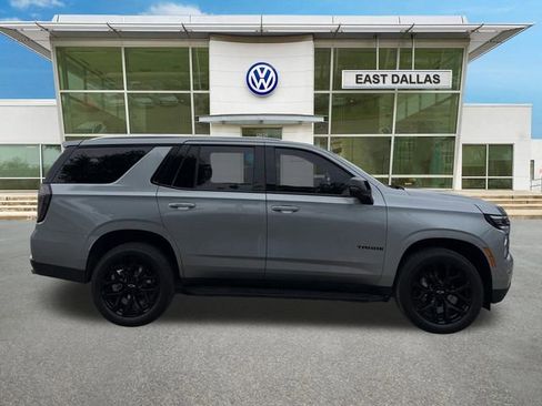 Used 2025 Chevrolet Tahoe Premier AWD/4WD image 2