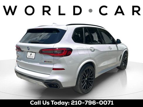 Used 2022 BMW X5 M50i w/ Executive Package AWD/4WD image 3