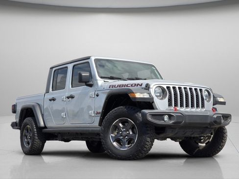 Used 2022 Jeep Gladiator Rubicon w/ Trailer Tow Package AWD/4WD image 2