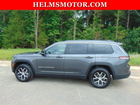 Certified 2024 Jeep Grand Cherokee L Limited AWD/4WD image 3