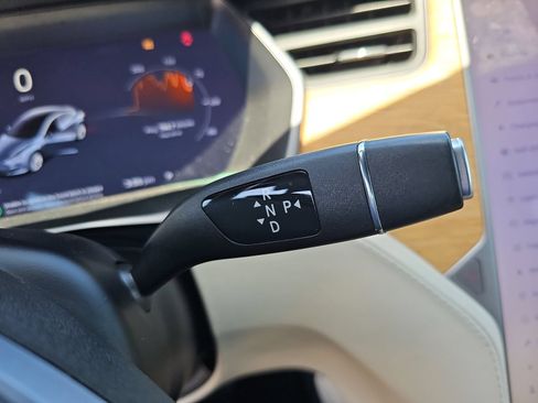 Used 2020 Tesla Model S Long Range Plus AWD/4WD image 19