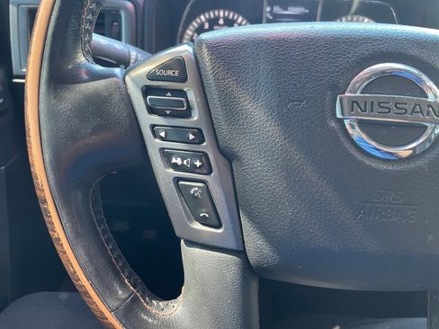 Used 2017 Nissan Titan Platinum Reserve AWD/4WD image 18