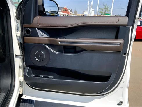Used 2020 Ford Expedition Max King Ranch image 21