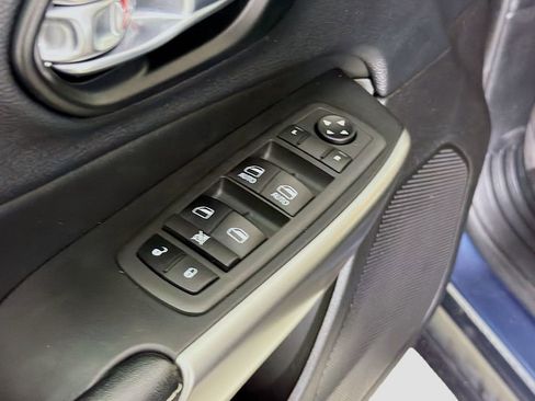 Used 2021 Jeep Cherokee Latitude Lux 80th Anniv w/ Quick Order Package 26U 80TH FWD image 21