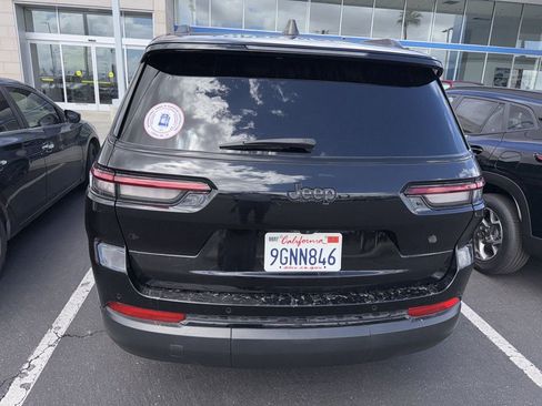 Used 2023 Jeep Grand Cherokee L Laredo image 20