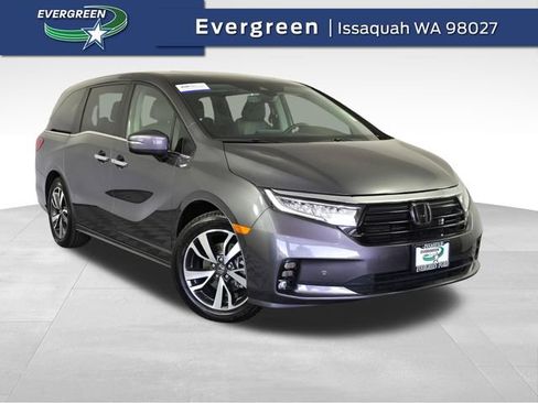 Used 2023 Honda Odyssey Touring image 1
