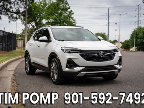 Used 2022 Buick Encore GX Essence w/ Advanced Technology Package FWD image 3