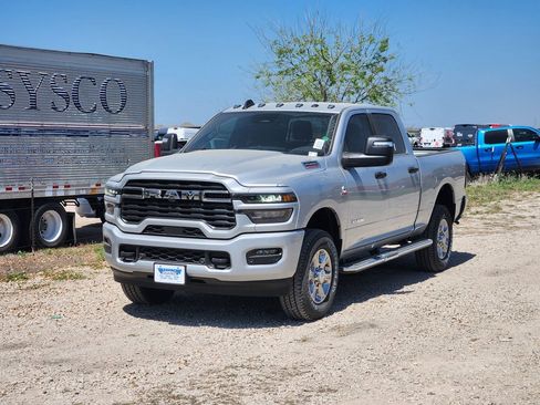 New 2026 RAM 2500 Lone Star AWD/4WD image 2