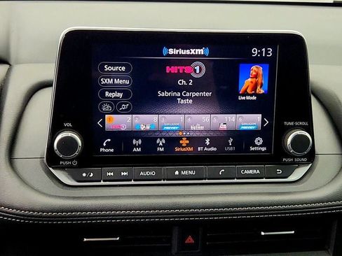 Used 2025 Nissan Rogue SV w/ SV Premium Package FWD image 20
