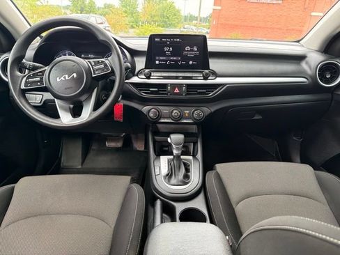 Used 2024 Kia Forte LXS FWD image 16