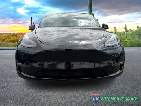 Used 2023 Tesla Model Y Performance AWD/4WD image 11