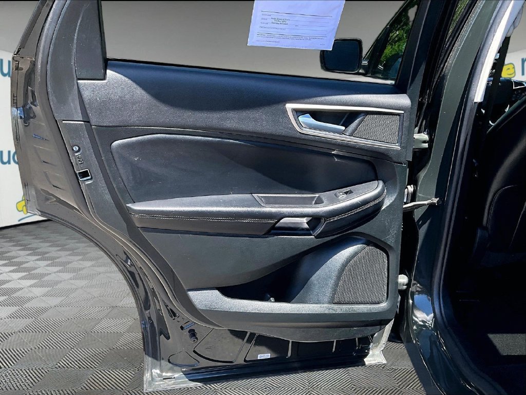 Used 2023 Ford Edge SEL w/ Convenience Package AWD/4WD image 22