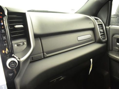 New 2025 RAM 2500 Big Horn AWD/4WD image 27