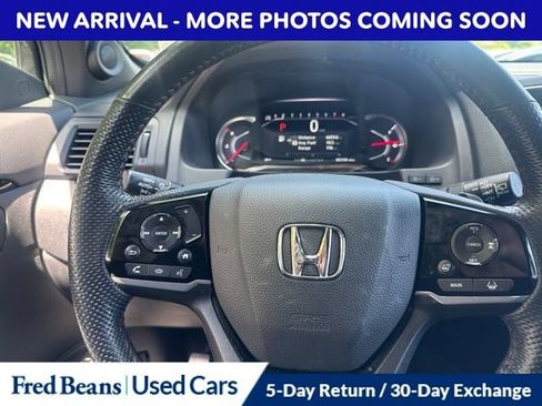 Used 2025 Honda Passport Black Edition image 7