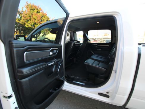 Used 2022 RAM 1500 Laramie image 17