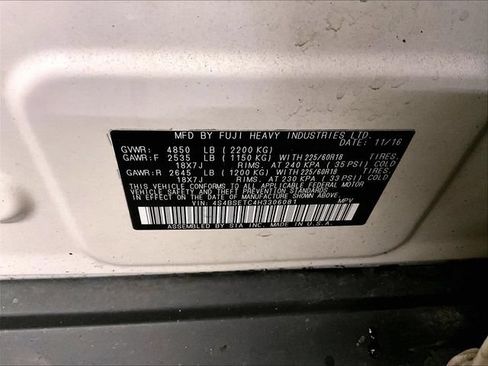 Used 2017 Subaru Outback 3.6R Touring AWD/4WD image 34