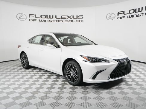 New 2025 Lexus ES 350 w/ Premium Package image 3