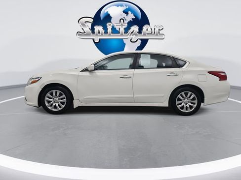 Used 2016 Nissan Altima 2.5 S w/ Power Driver Seat Package image 6