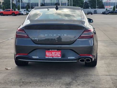Used 2023 Genesis G70 2.0T RWD image 6