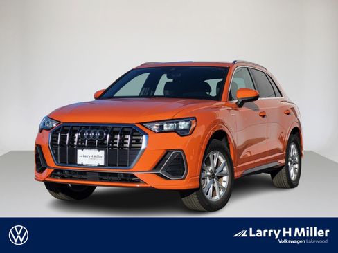 Used 2022 Audi Q3 2.0T Premium w/ Convenience Package image 1