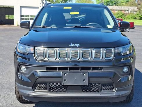 Used 2022 Jeep Compass Latitude AWD/4WD image 5