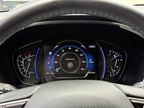 Used 2019 Hyundai Santa Fe Limited FWD image 18