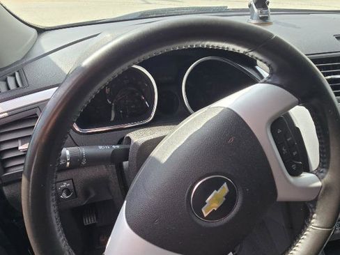 Used 2012 Chevrolet Traverse LT image 14