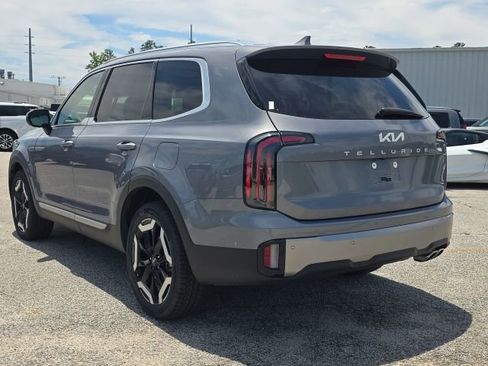Used 2025 Kia Telluride EX w/ EX Captain's Chair Package FWD image 3