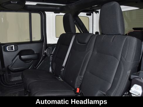 Used 2022 Jeep Wrangler Unlimited Sport AWD/4WD image 33